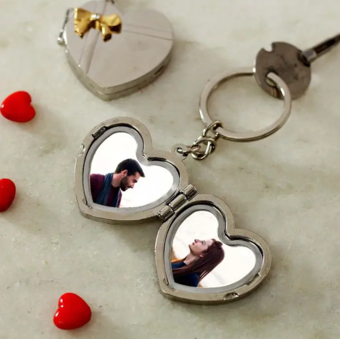 Customized keychains are simple yet thoughtful gifts for girlfriend ideas