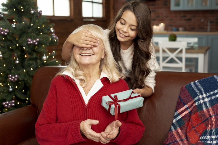 Thoughtful Xmas Gift Ideas for Grandma Definitely Warm Her Heart